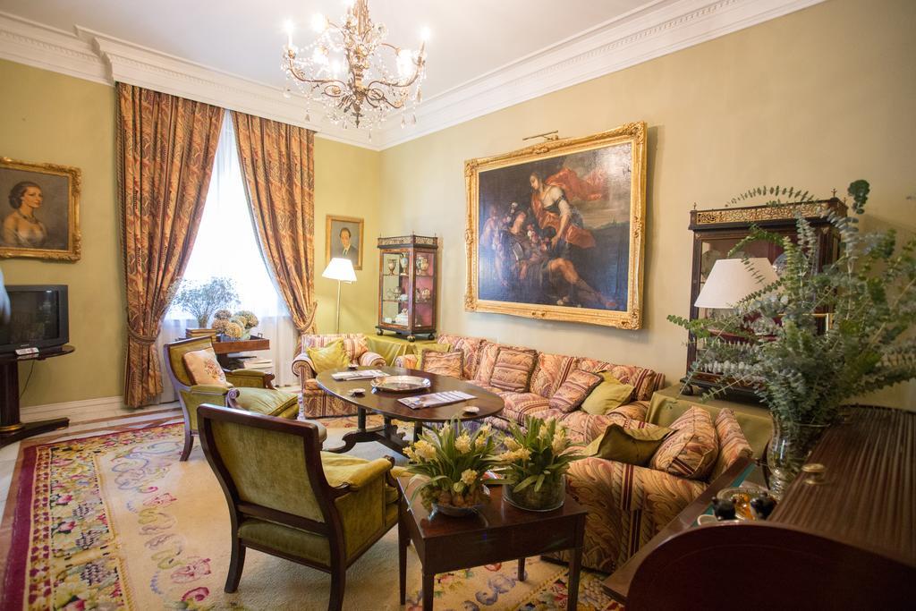 Villa De La Palmera Seville Ngoại thất bức ảnh
